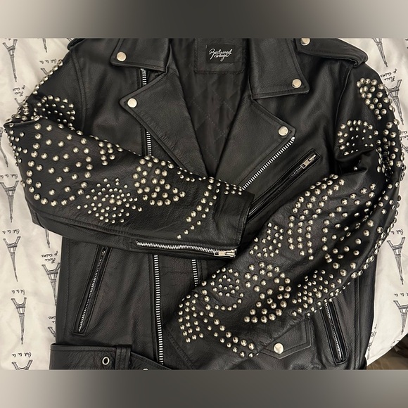 ASOS Reclaimed Vintage Black Real Leather Biker
Jacket Moto Stud ASOS H&M Zara M - Picture 5 of 16